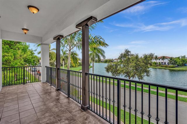 8289 NW 38TH Street, Cooper City, FL 33024