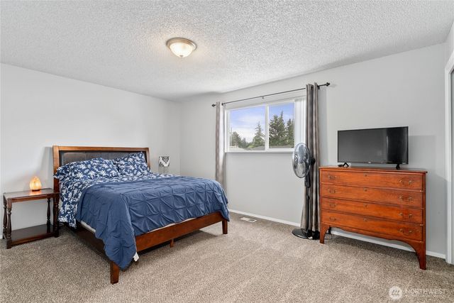 2101 172nd Street E, Spanaway, WA 98387