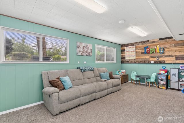 2101 172nd Street E, Spanaway, WA 98387