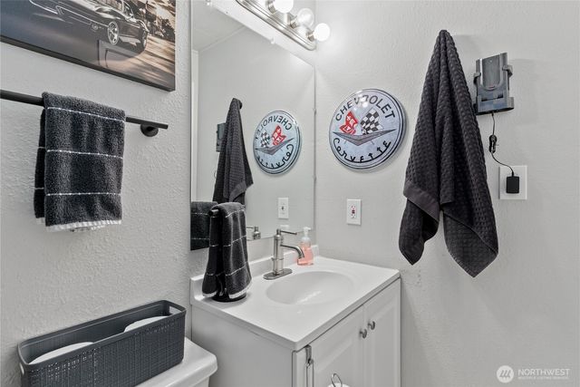 2101 172nd Street E, Spanaway, WA 98387