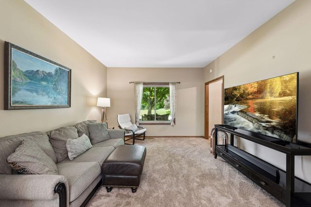 18477 Tristram Way, Eden Prairie, MN 55346