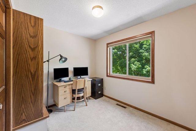 18477 Tristram Way, Eden Prairie, MN 55346