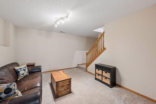 18477 Tristram Way, Eden Prairie, MN 55346
