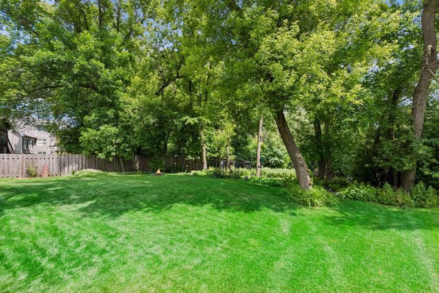 18477 Tristram Way, Eden Prairie, MN 55346