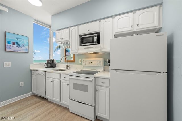 5480 Estero BLVD 103, Fort Myers Beach, FL 33931