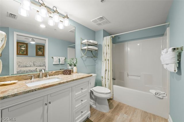 5480 Estero BLVD 103, Fort Myers Beach, FL 33931