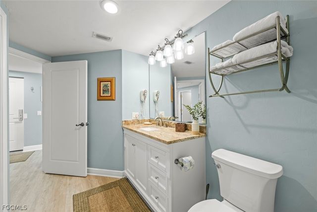 5480 Estero BLVD 103, Fort Myers Beach, FL 33931