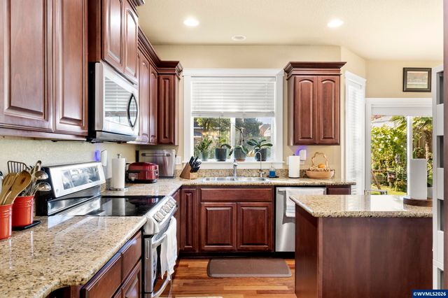 2810 Flat Rock Ct NW, Salem, OR 97304