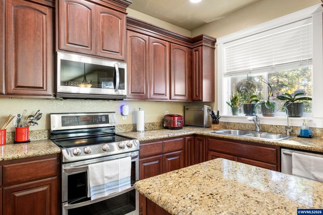 2810 Flat Rock Ct NW, Salem, OR 97304