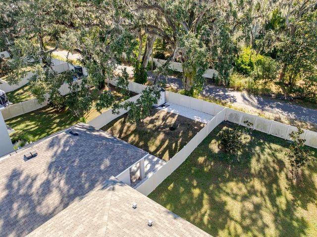 10945 TRAILING VINE DRIVE, Tampa, FL 33610