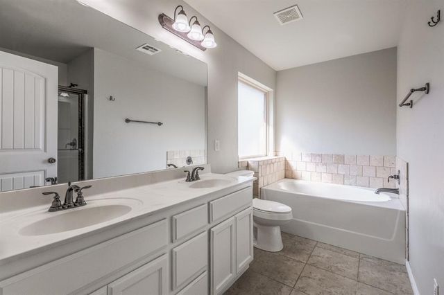 6528 NW 163rd Terrace, Edmond, OK 73013