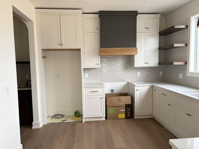 11326 Bancroft Way, Alto, MI 49302