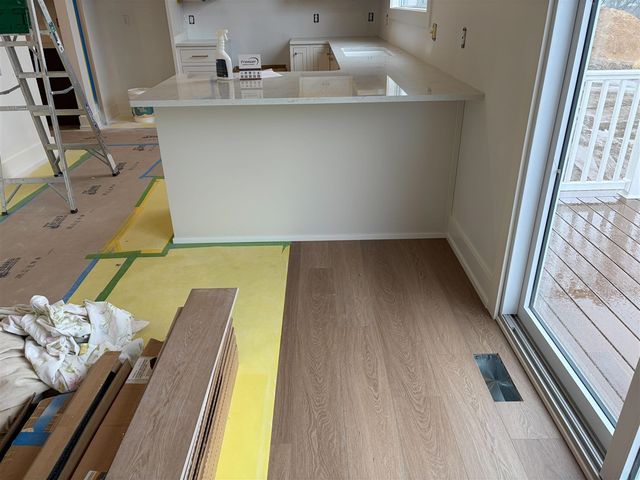 11326 Bancroft Way, Alto, MI 49302