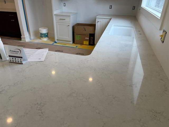 11326 Bancroft Way, Alto, MI 49302