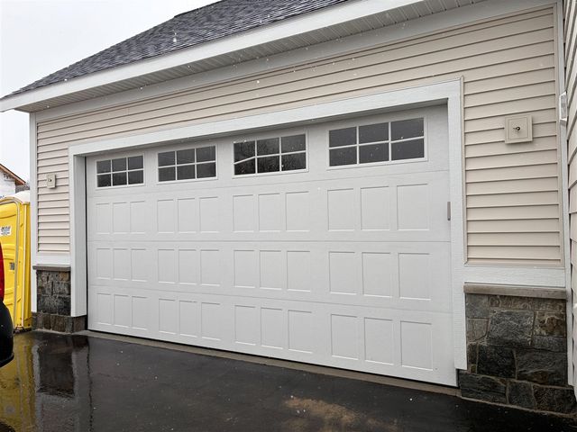 11326 Bancroft Way, Alto, MI 49302