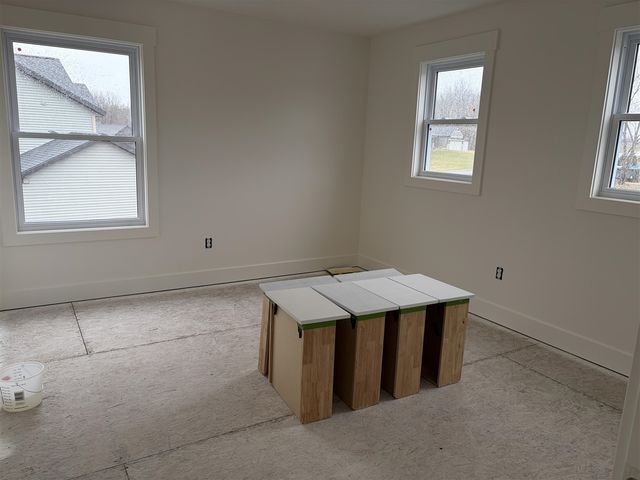 11326 Bancroft Way, Alto, MI 49302