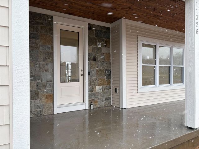 11326 Bancroft Way, Alto, MI 49302