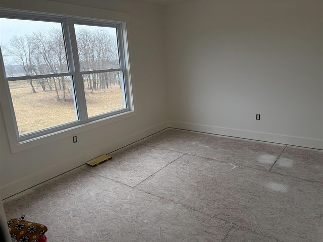 11326 Bancroft Way, Alto, MI 49302