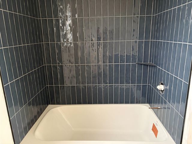 11326 Bancroft Way, Alto, MI 49302