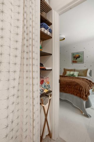 1515 N Lakeshore Drive, Mount Pleasant, SC 29466