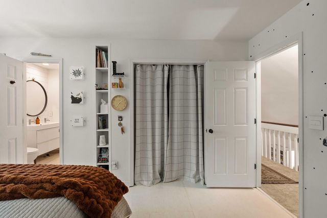 1515 N Lakeshore Drive, Mount Pleasant, SC 29466