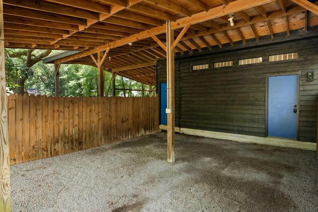 1515 N Lakeshore Drive, Mount Pleasant, SC 29466