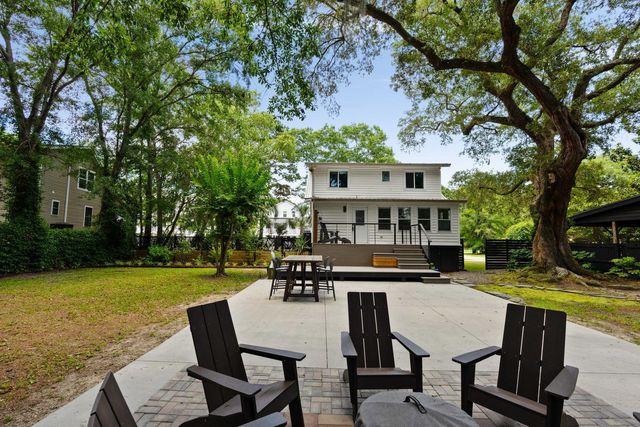 1515 N Lakeshore Drive, Mount Pleasant, SC 29466