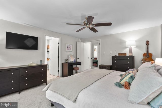 26 LAMBETH BRIDGE CT, Lutherville Timonium, MD 21093