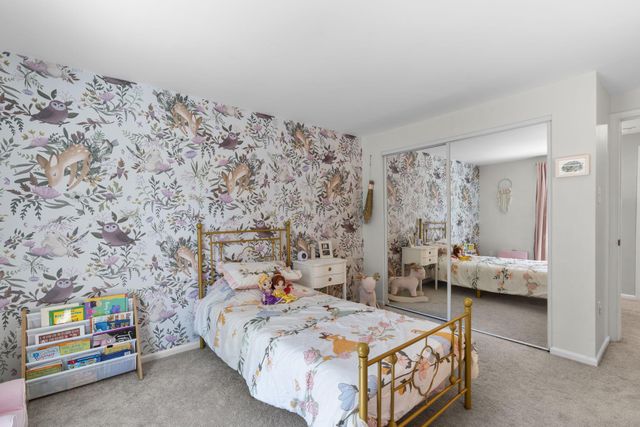26 LAMBETH BRIDGE CT, Lutherville Timonium, MD 21093