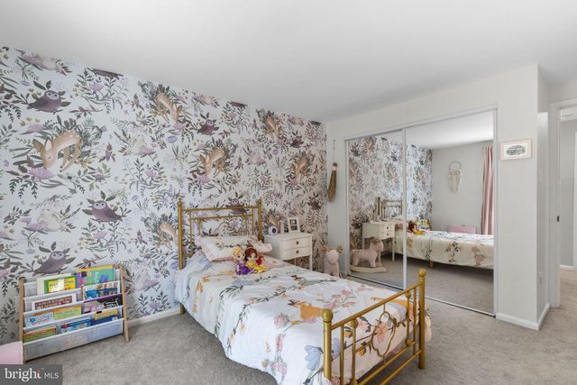 26 LAMBETH BRIDGE CT, Lutherville Timonium, MD 21093