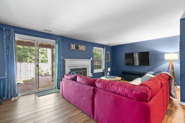 26 LAMBETH BRIDGE CT, Lutherville Timonium, MD 21093