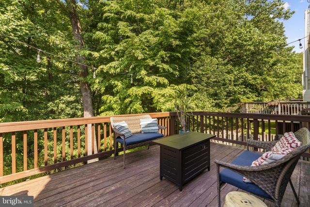 26 LAMBETH BRIDGE CT, Lutherville Timonium, MD 21093