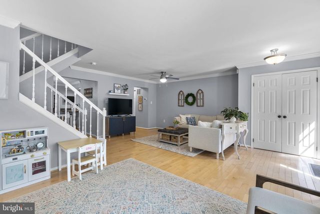 26 LAMBETH BRIDGE CT, Lutherville Timonium, MD 21093