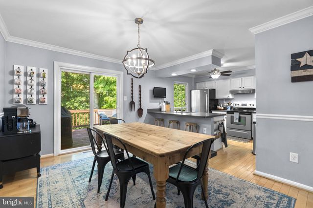 26 LAMBETH BRIDGE CT, Lutherville Timonium, MD 21093