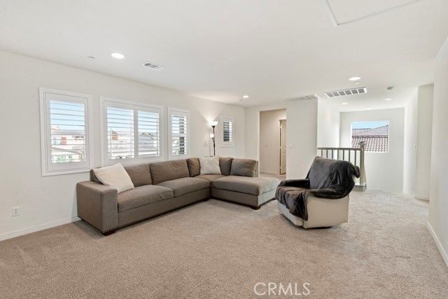 8004 Sorrento Way, Highland, CA 92346