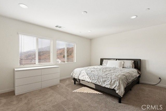 8004 Sorrento Way, Highland, CA 92346