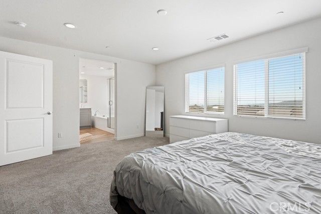 8004 Sorrento Way, Highland, CA 92346