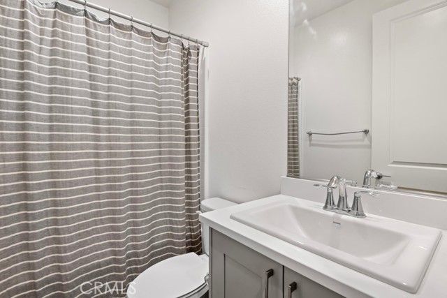 8004 Sorrento Way, Highland, CA 92346