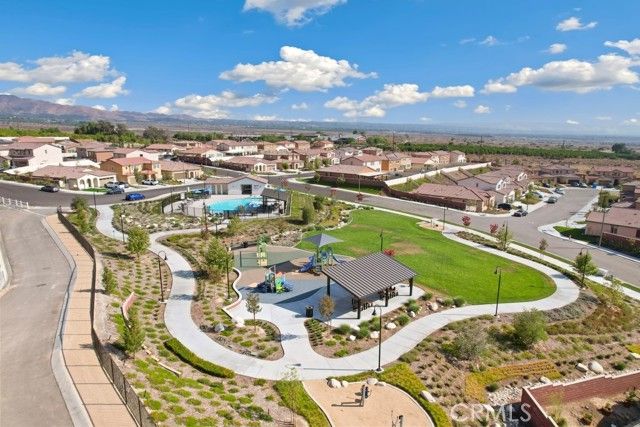 8004 Sorrento Way, Highland, CA 92346