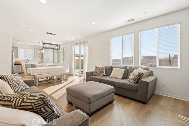 8004 Sorrento Way, Highland, CA 92346