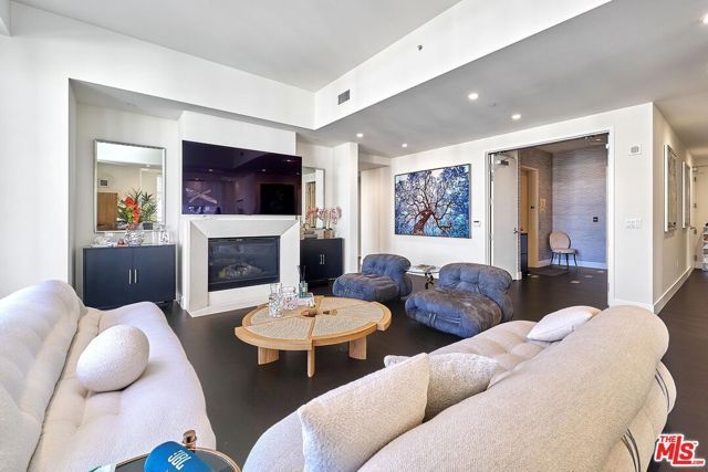 10776 Wilshire Boulevard 603, Los Angeles, CA 90024