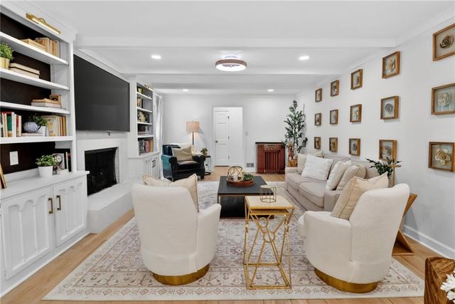 295 Glen Lake Drive, Atlanta, GA 30327