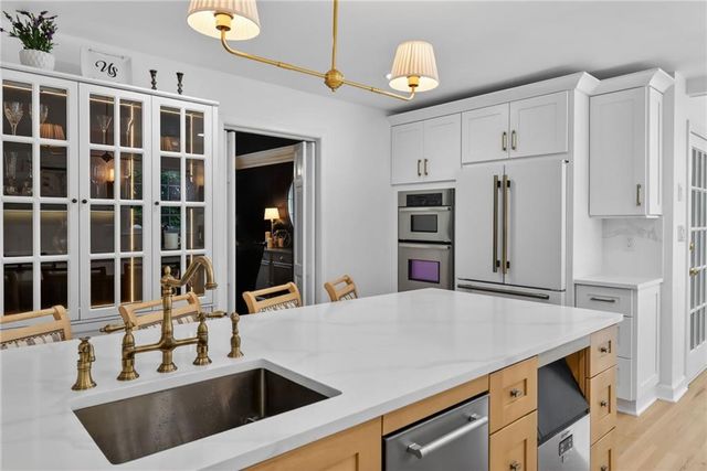 295 Glen Lake Drive, Atlanta, GA 30327