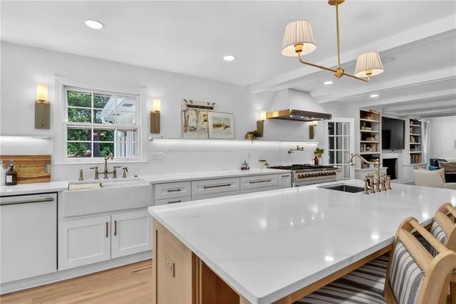 295 Glen Lake Drive, Atlanta, GA 30327