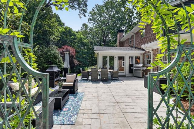 295 Glen Lake Drive, Atlanta, GA 30327