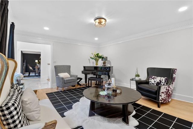 295 Glen Lake Drive, Atlanta, GA 30327