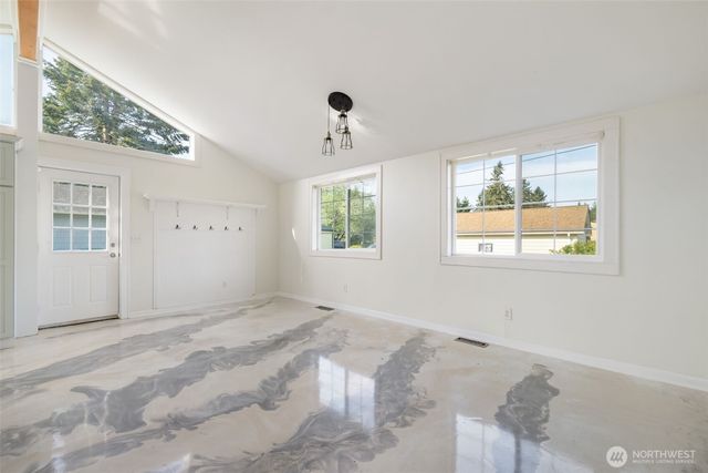 2595 Griffiths Lane SE, Port Orchard, WA 98366