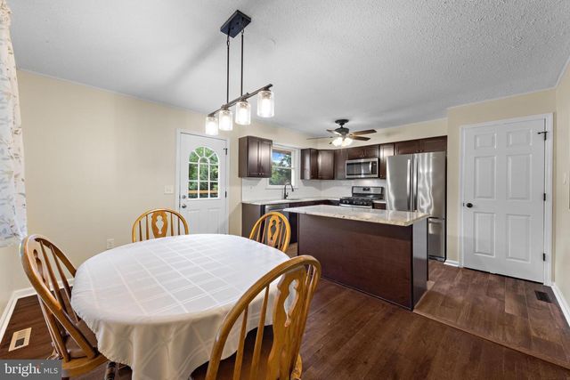 126 DIVISION ST, West Creek, NJ 08092