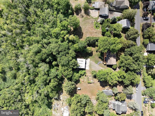 126 DIVISION ST, West Creek, NJ 08092