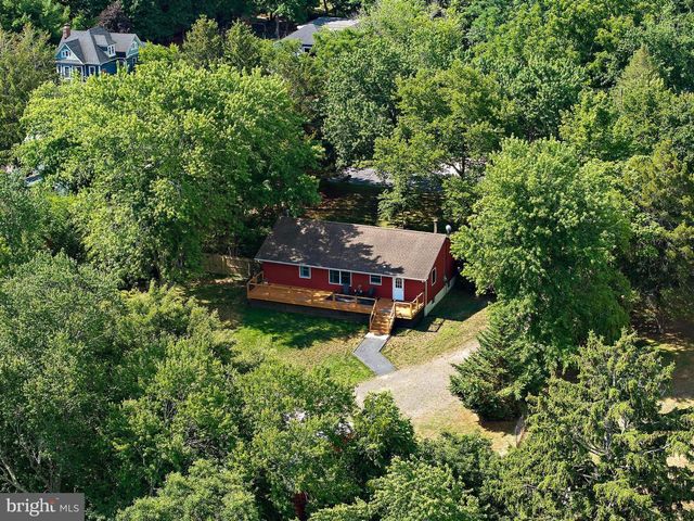 126 DIVISION ST, West Creek, NJ 08092